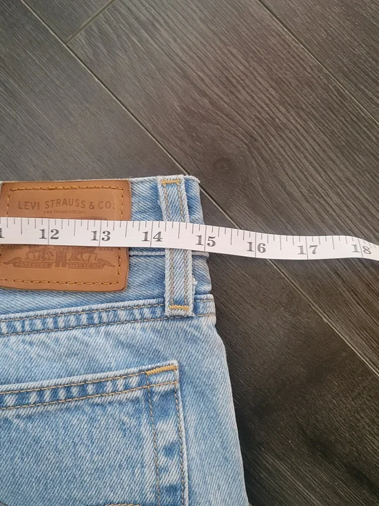 LEVI'S Wedgie Straight Leg Light Blue Jeans with Frayed Hem - Size  W28 L26 - Picture 6 of 10